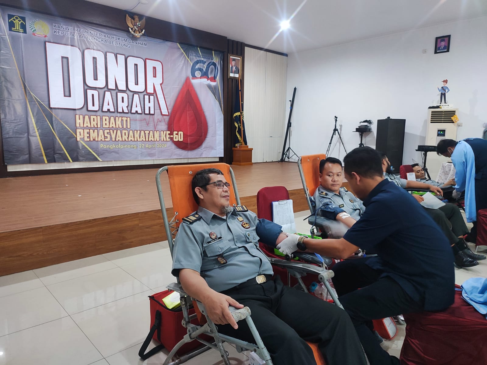 Berkontribusi Memenuhi Kebutuhan Darah Nasional, Petugas Lapas Pangkalpinang Ikuti Aksi Donor Darah